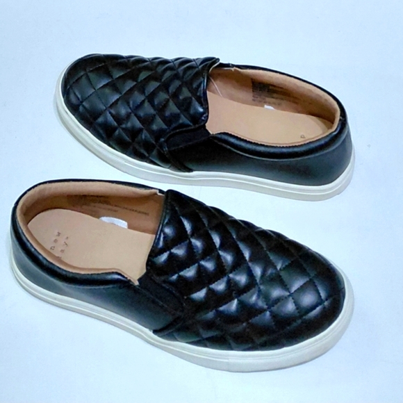A NEW DAY Women's Reese Black Memory Foam  Slip-On Sneakers - Picture 1 of 6
